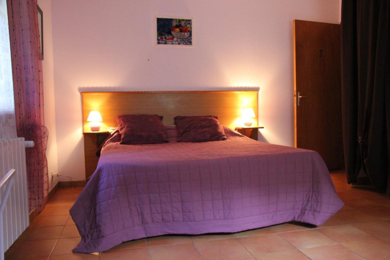 Chambre D'Hote "Chez Antoinette Et Charles" Santo-Pietro-di-Venaco Δωμάτιο φωτογραφία